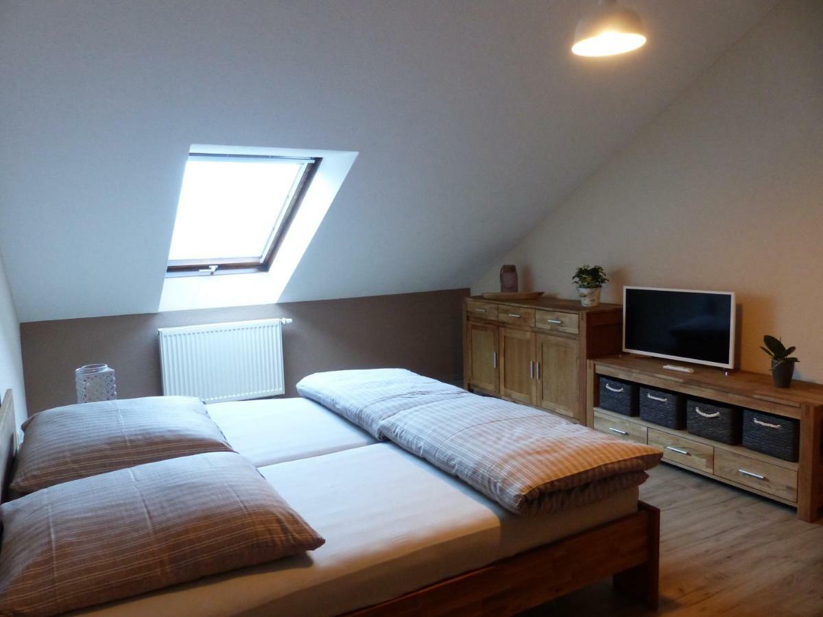 Ferienwohnung Ortrand - Pension Экстерьер фото